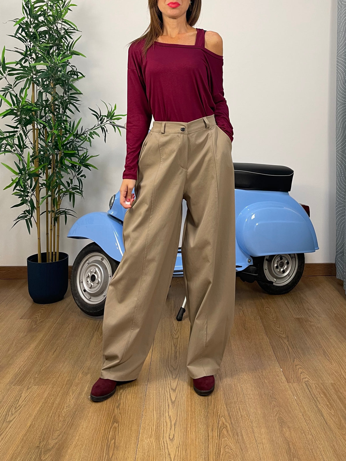 Pantalone a gamba larga - Barrel leg