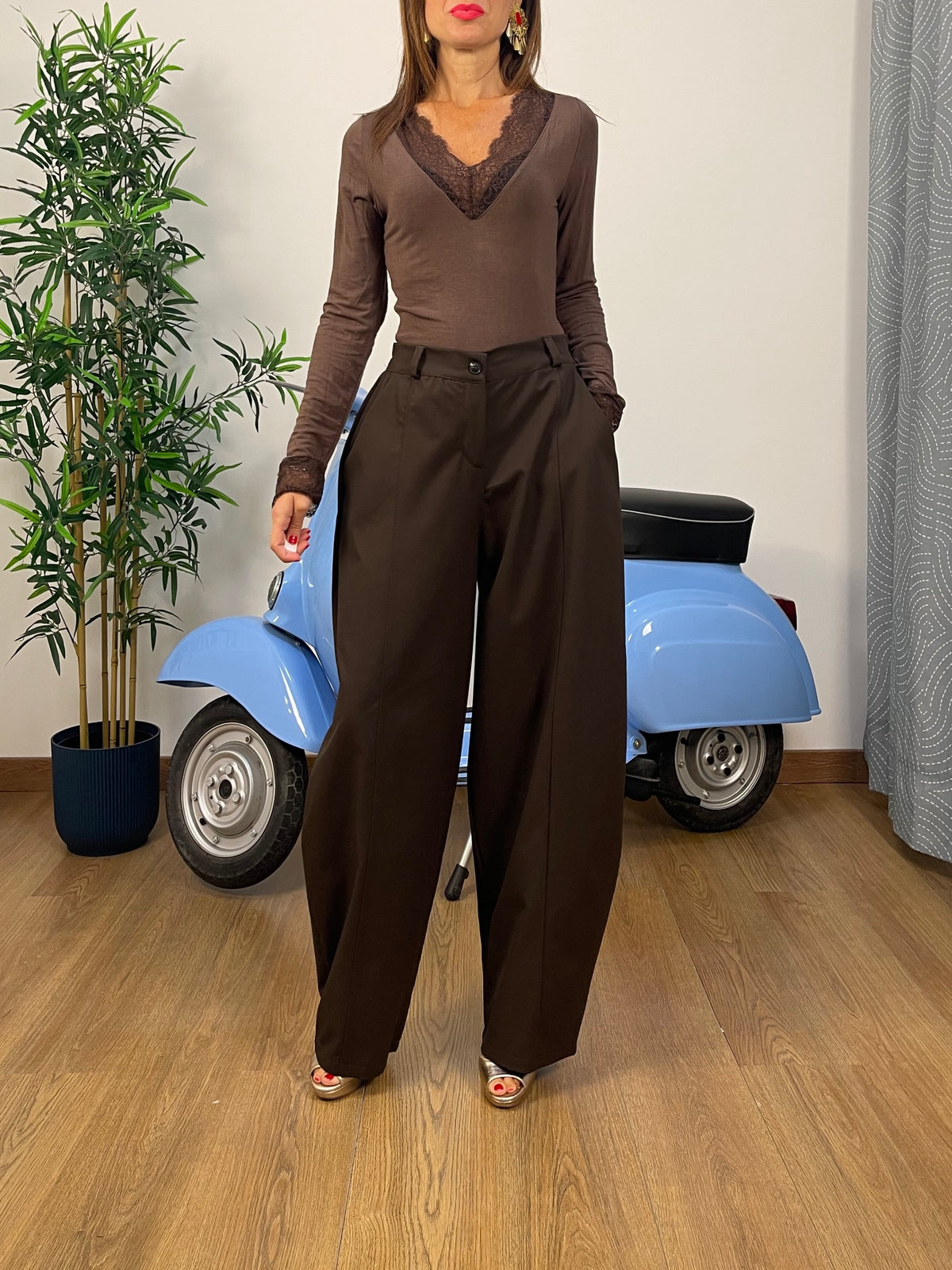 Pantalone a gamba larga - Barrel leg