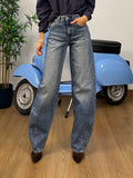 Jeans barrel a vita alta con lavaggio medio